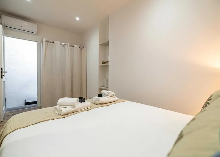 Magnificent - Ac- 2br- 4p - Daire