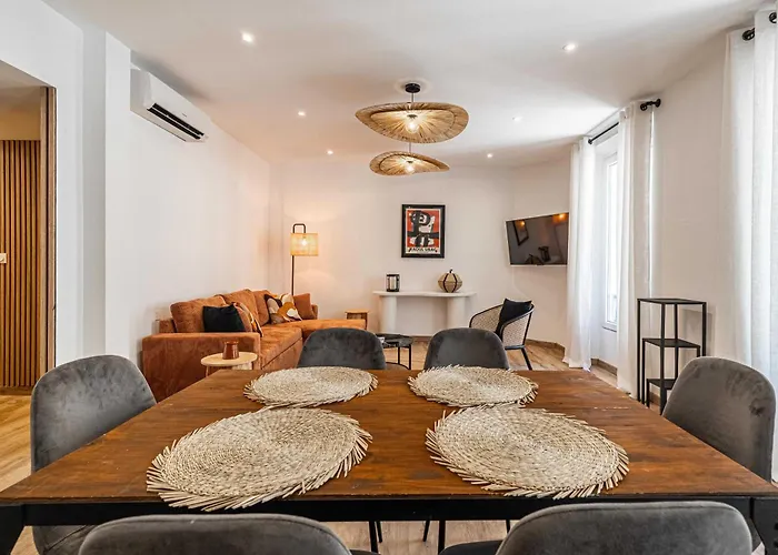 Magnificent - Ac- 2br- 4p - Cannes